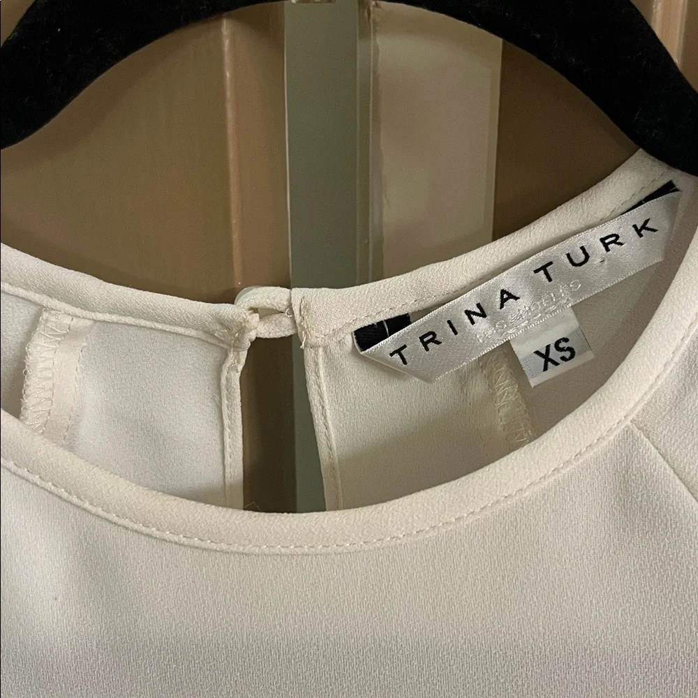 Trina Turk Cream Ruffle Sleeve Blouse - Picture 2 of 3